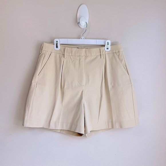 NWT 41 Hawthorn Becca High Rise Pleated Shorts Whitecap Gray Size 12 - Picture 2 of 12
